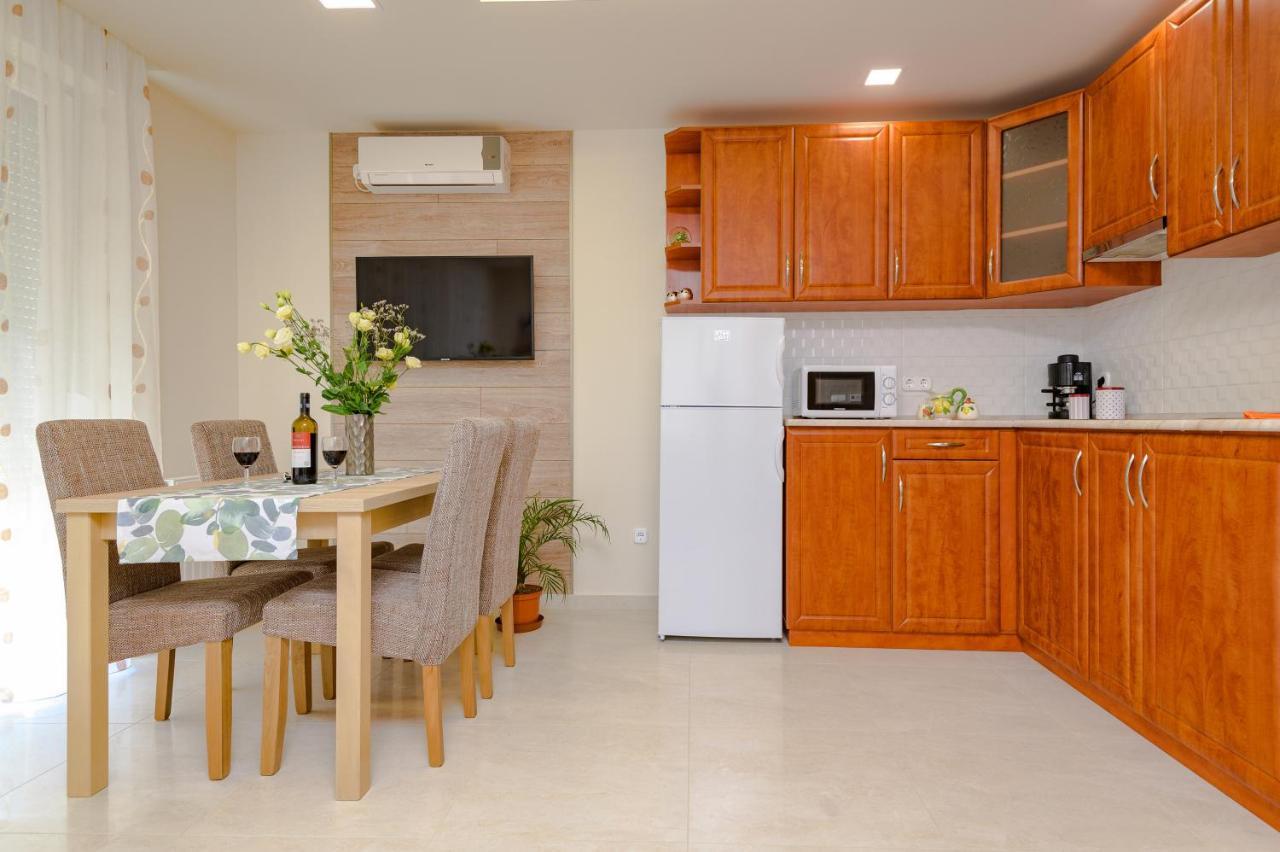 Bella Apartments No1 Hajdúszoboszló Екстериор снимка