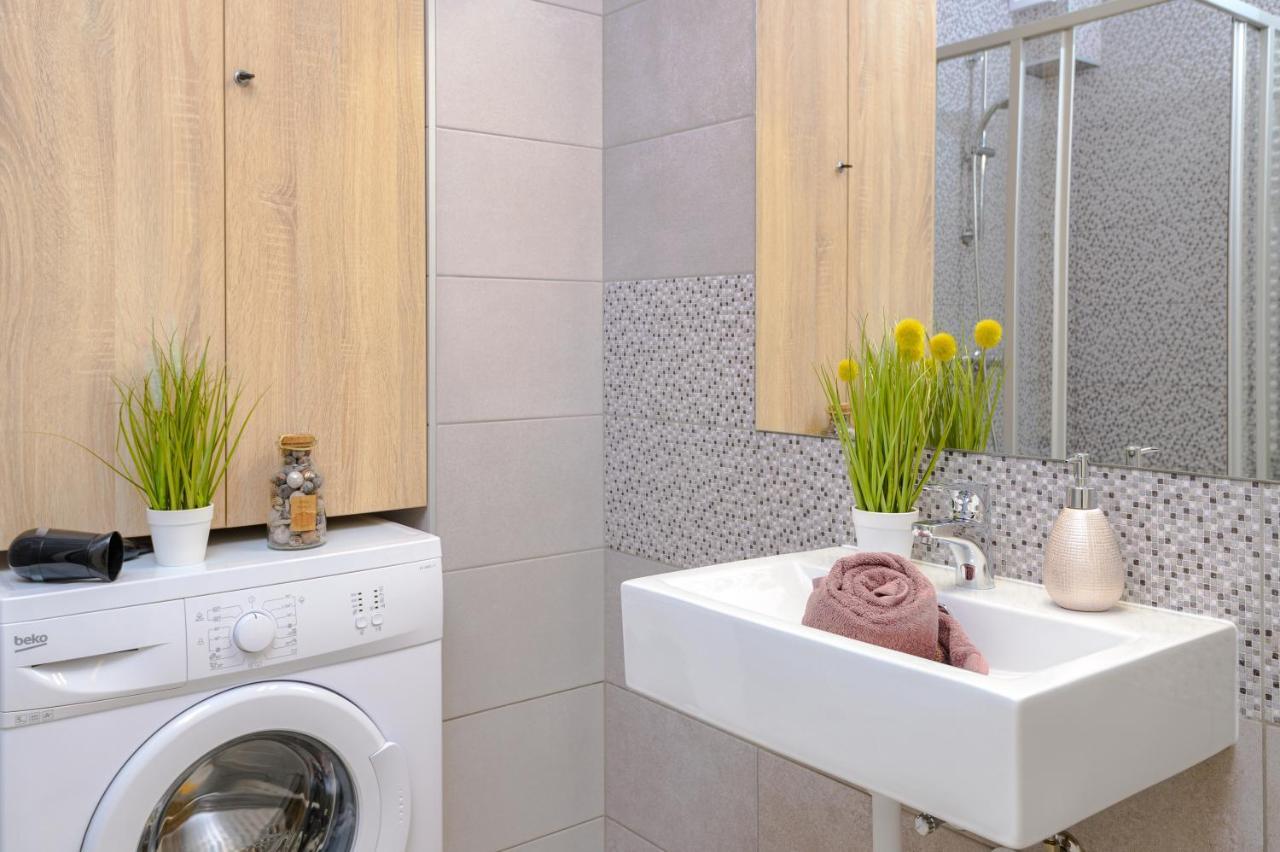 Bella Apartments No1 Hajdúszoboszló Екстериор снимка